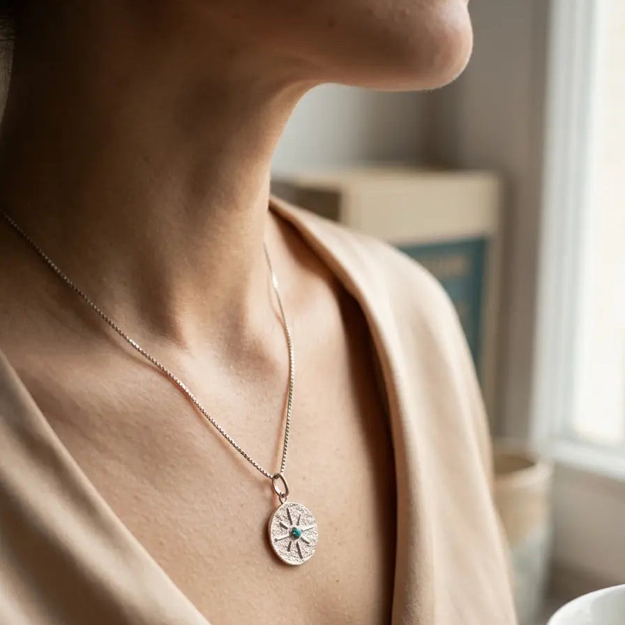 Collier Rosace Étoilée en Argent Rhodié – Pierre Lannier