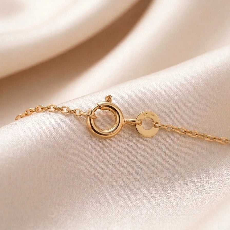 Collier Solaire Médaille Émaillée – Plaqué Or – Go Mademoiselle
