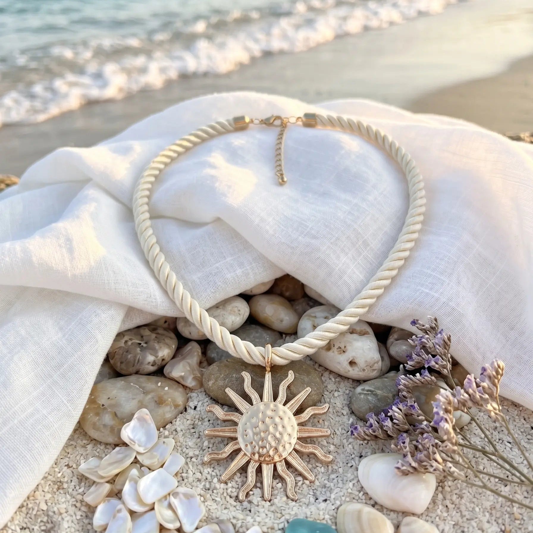 Collier Solaire "Rayon d’Or" – Collection LH