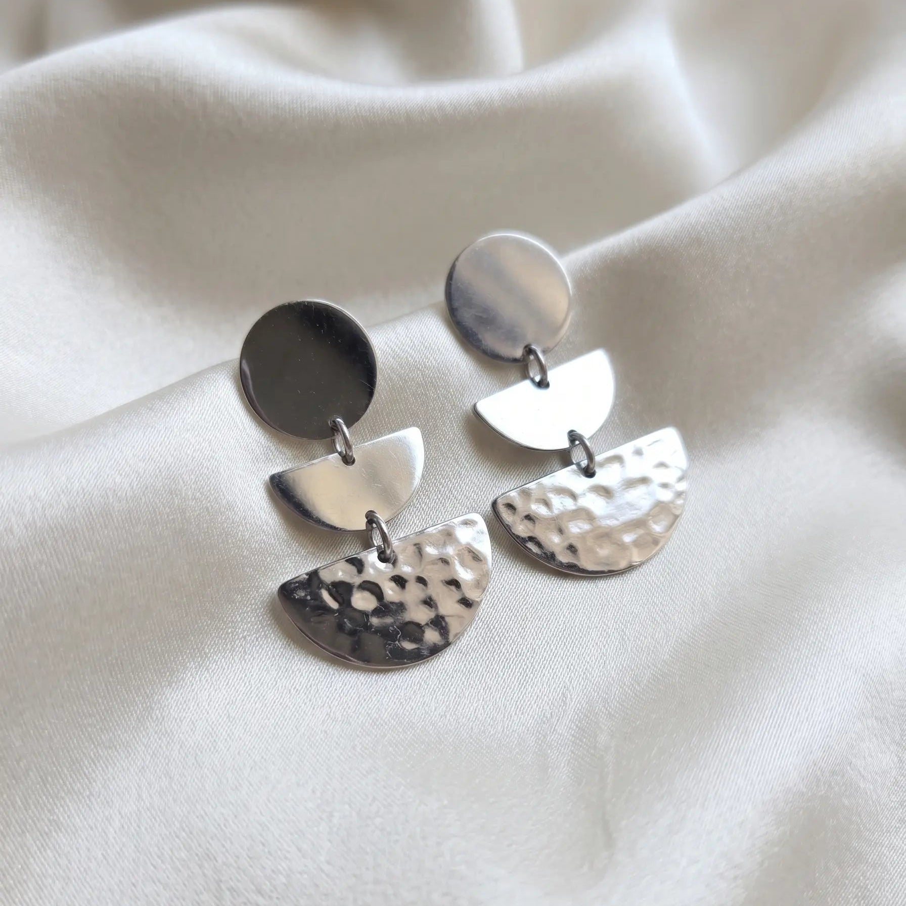 Boucles d'oreilles Géométrie Moderne – Signature Pierre Lannier