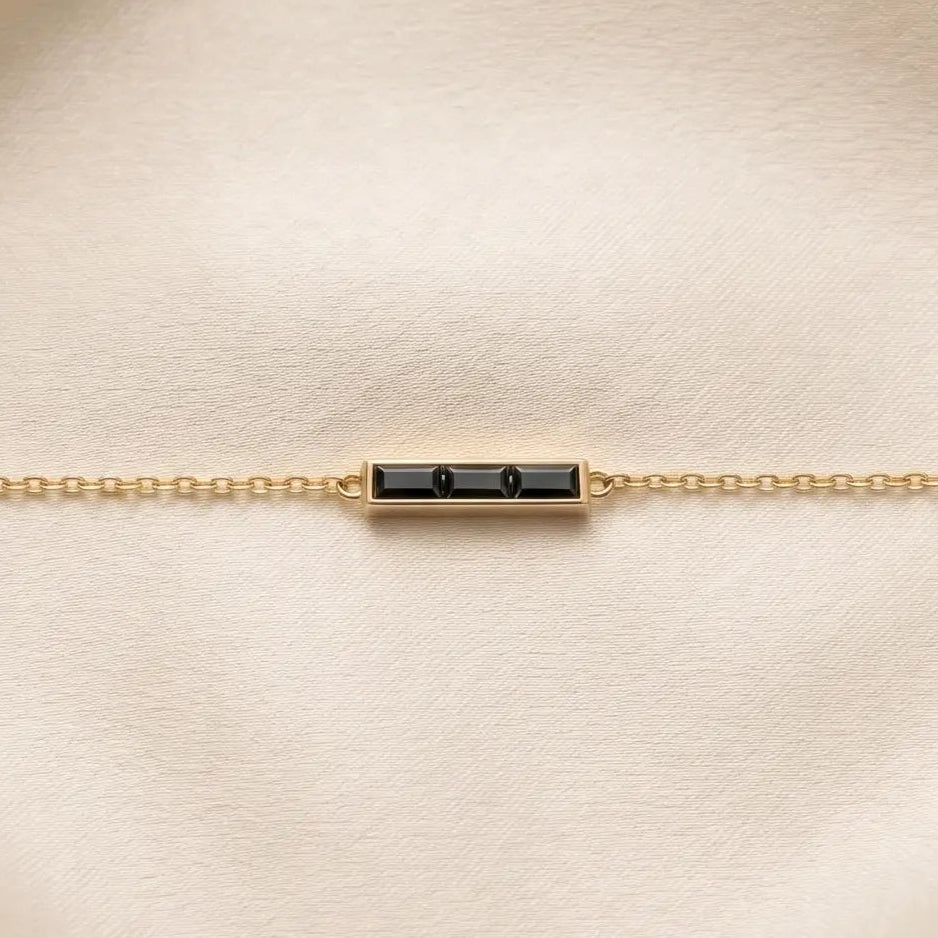 Bracelet Minimaliste "Baguette" Noir – Plaqué Or – Go Mademoiselle